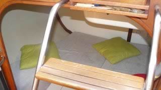 Hunter 30 Rear Cabin 073